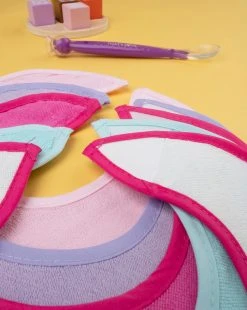 Pack 5 Bavaglini Grandi In Spugna Plastificati 6 Pack 5 Bavaglini Grandi In Spugna Plastificati -Prenatal Shop bed14ee9 xz 656679 2